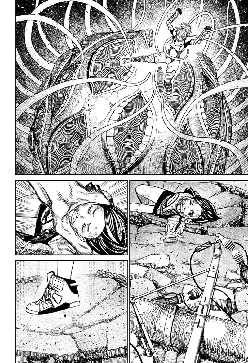 The octopus alien with many eyes grabs Vamola. Momo reaches out to her, but another alien grabs her.