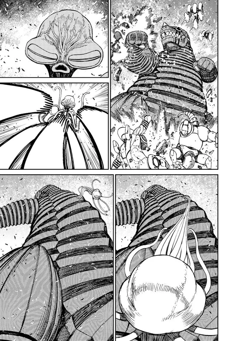 The alien octopus extends its tentacles to Kaiju Vamola and jumps behind it.