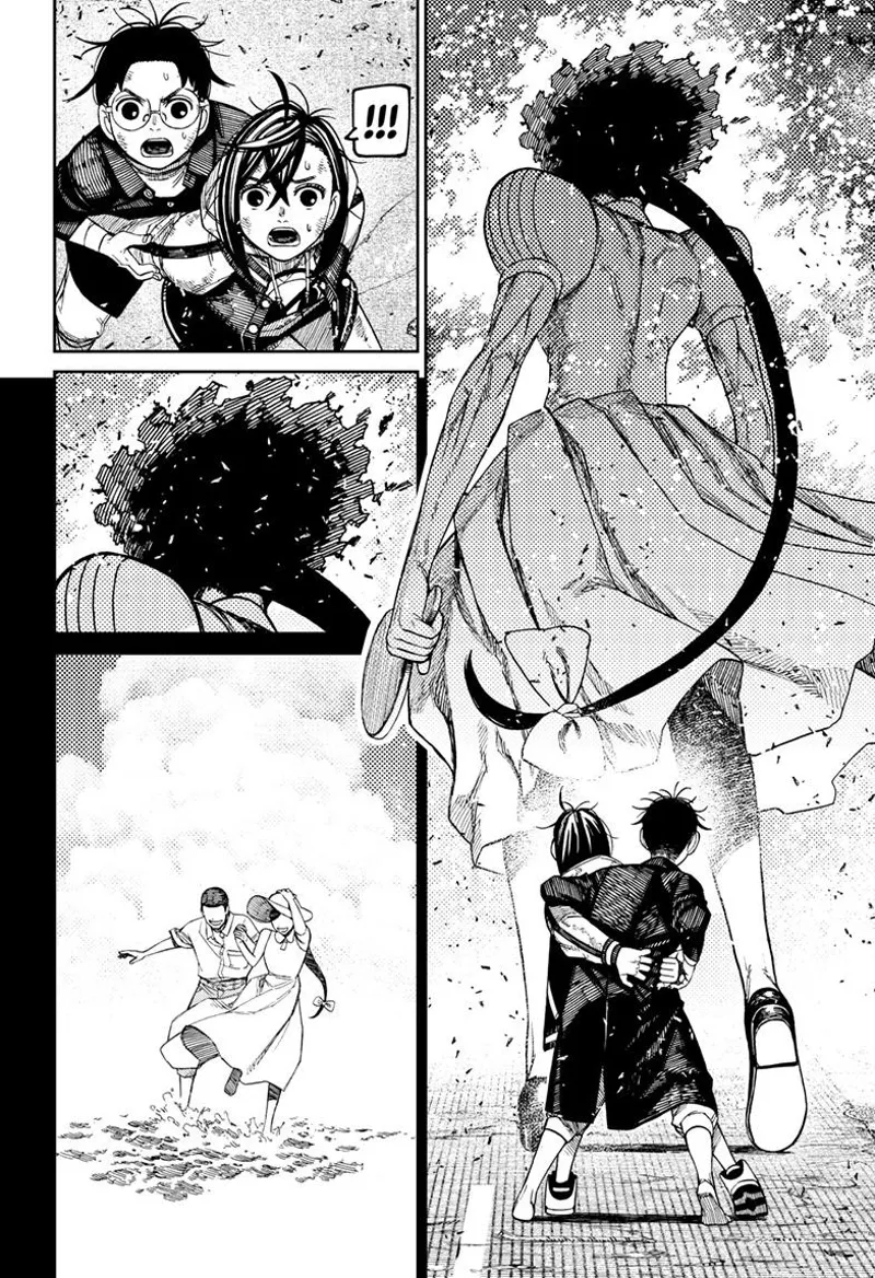 Reiko turns her back to Momo and Okarun. She recalls dancing with a man when she was alive.