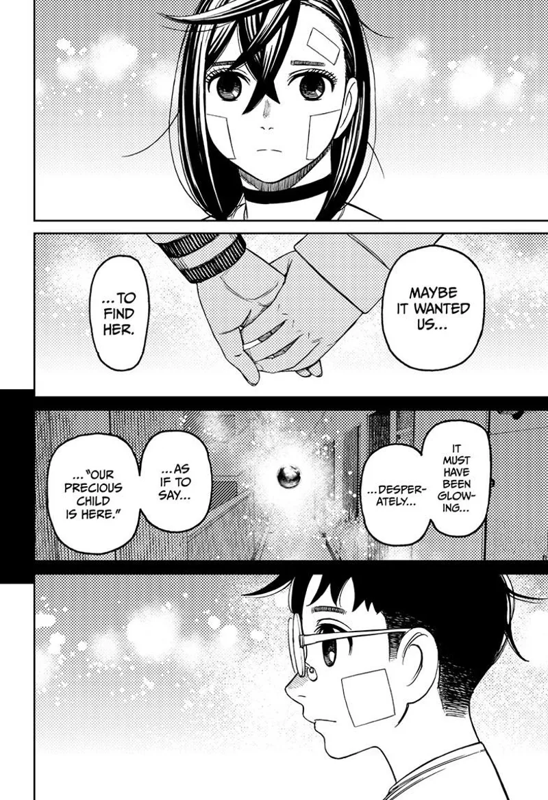 Momo holds Vamola's hand. Okarun and Momo think about the glowing ball.