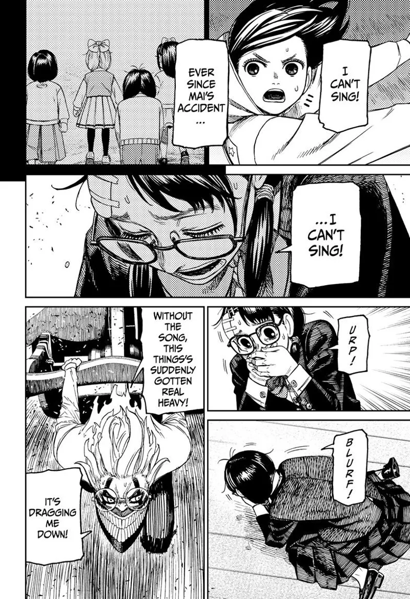 Rin kneels and says she can't sing. Momo looks at her. Cursed Okarun pulls the cart.