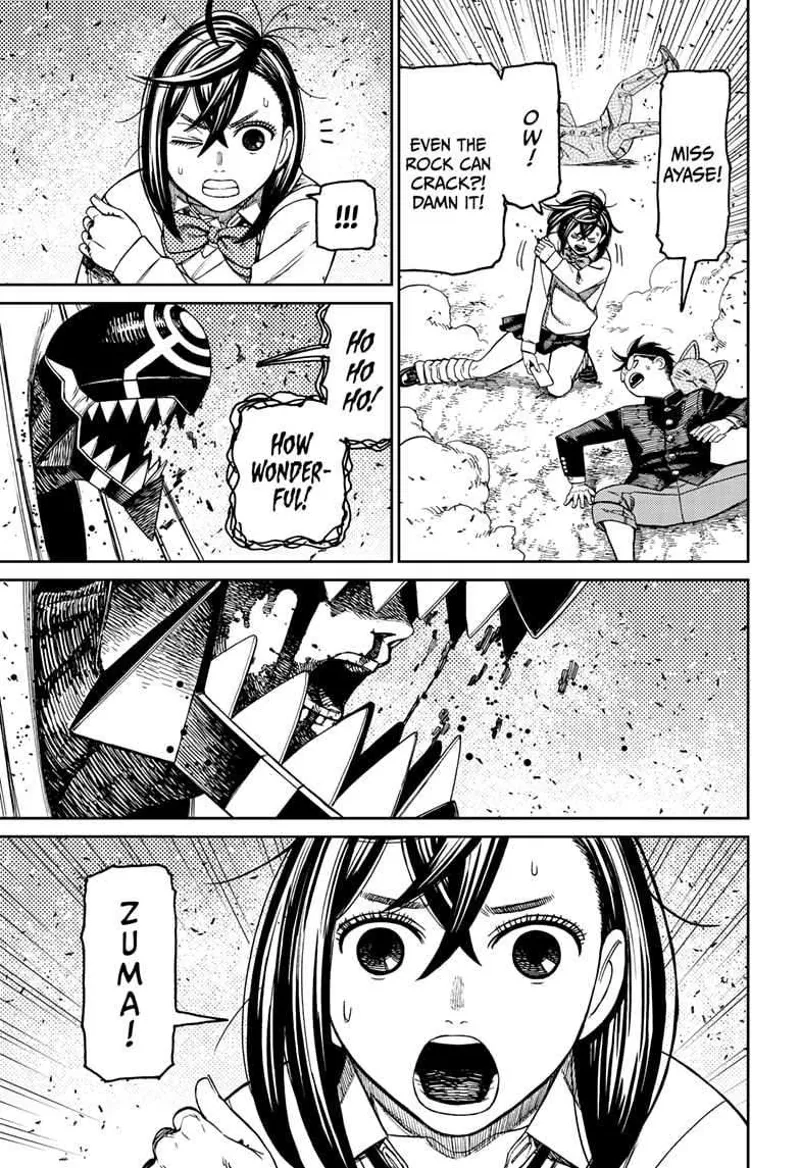 Okarun sees Momo grabbing her wounded shoulder. Momo notices Zuma inside the cursed form. She calls him.