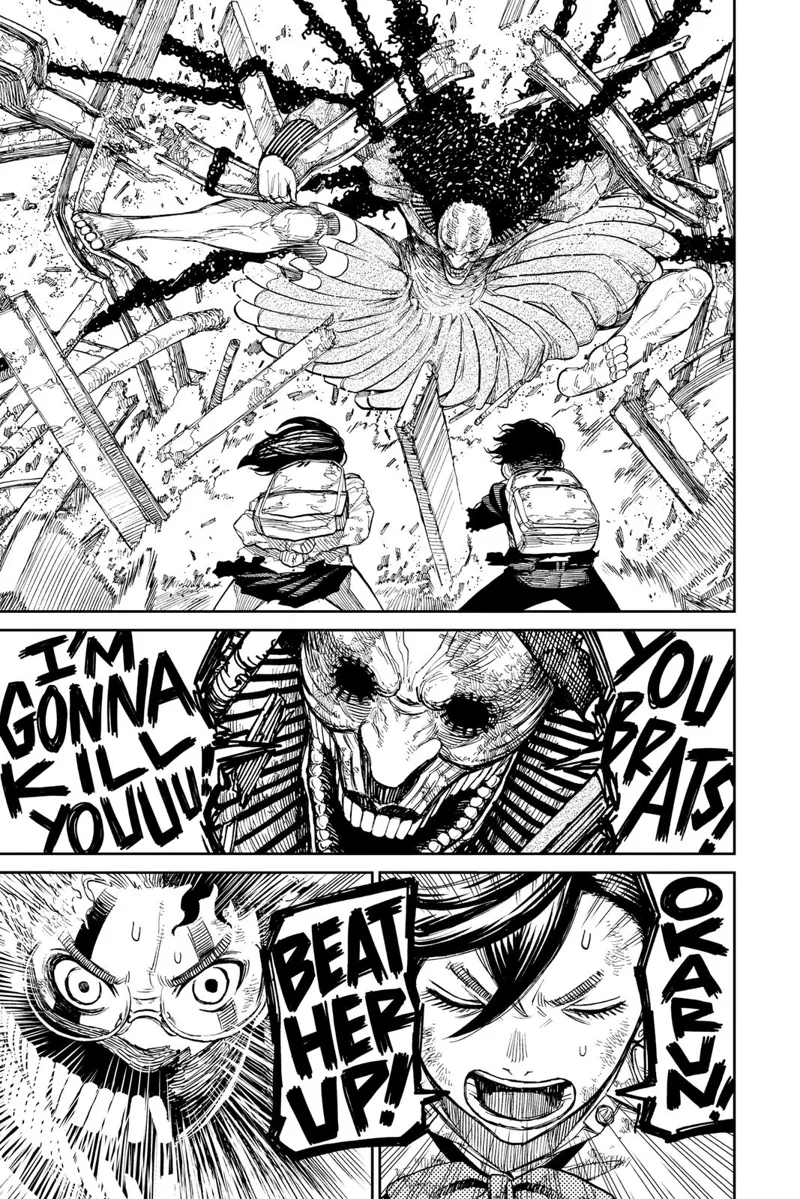 Momo and Okarun stand in front of Acro-Silky, who just destroyed the beams. Okarun transforms.