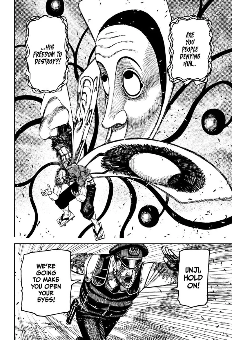 Cursed Zuma absorbs the images of the Fairy-Tale Card Yokai. Officer Bega ran towards him.