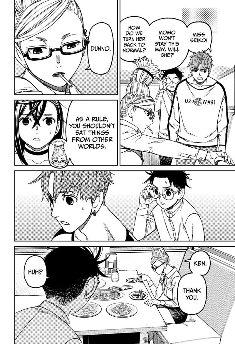 Grandma reveals she doesn't know how to restore Momo to normal. She thanks Okarun for saving Momo from inside the cursed trunk.