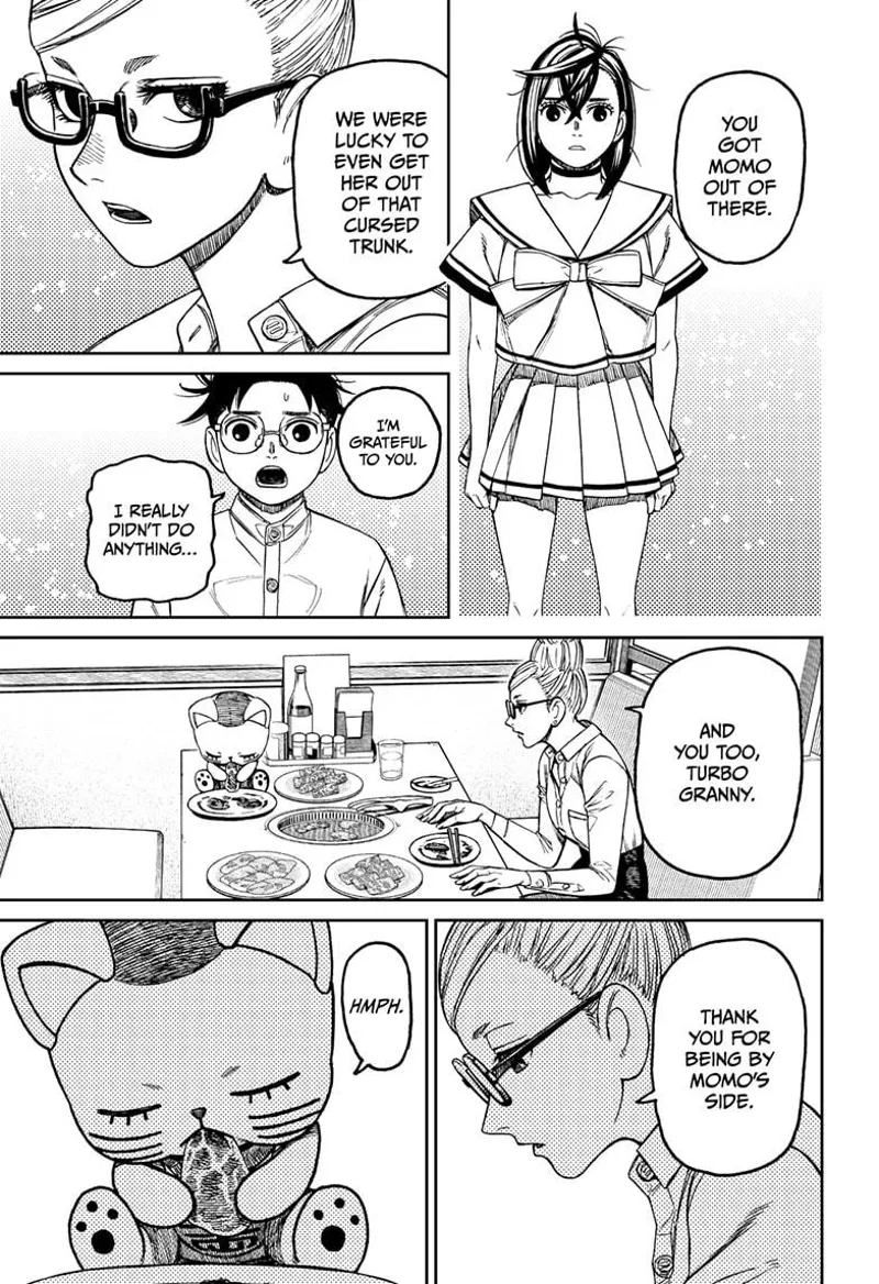 Grandma heartfully thanked Okarun and Turbo Granny for getting Momo out of the trunk.