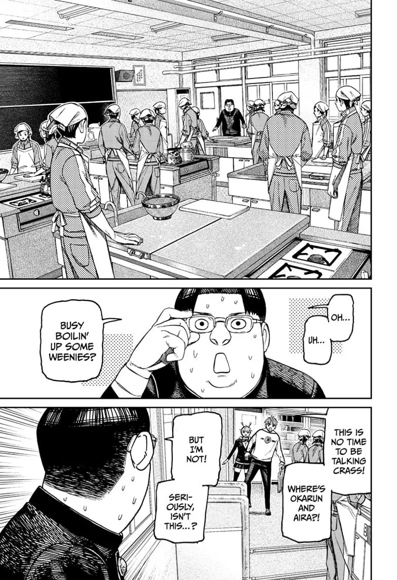 Kinta opens the room and finds a cooking class inside. He also sees Jiji and Vamola entering the other door.