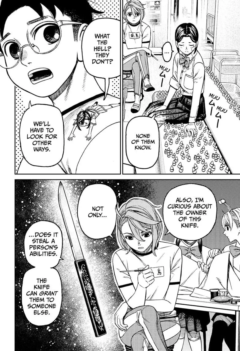 Kouki reveals her pygmies don't know how. Tiny Momo slumped. Aira holds the tiny knife and is curious about the inscription.