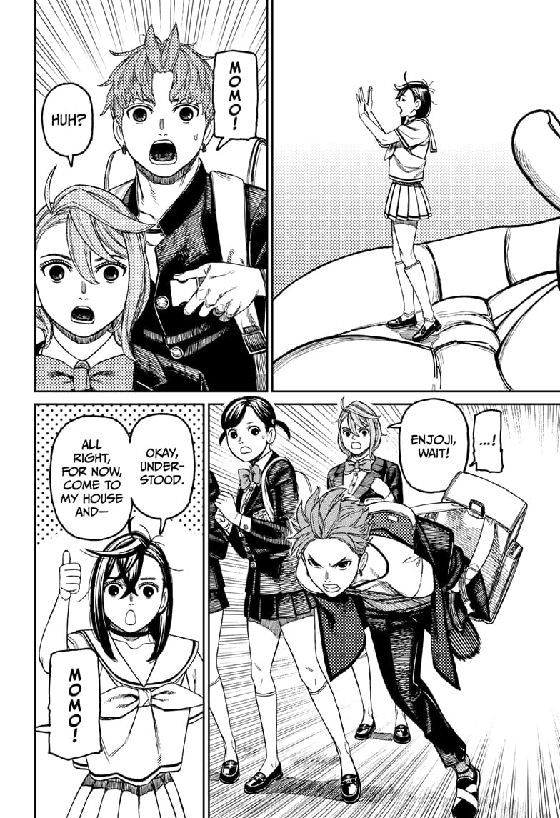 Jiji and Aira see Momo. Suddenly, Jiji starts dashing toward Momo whom he thinks is in trouble.