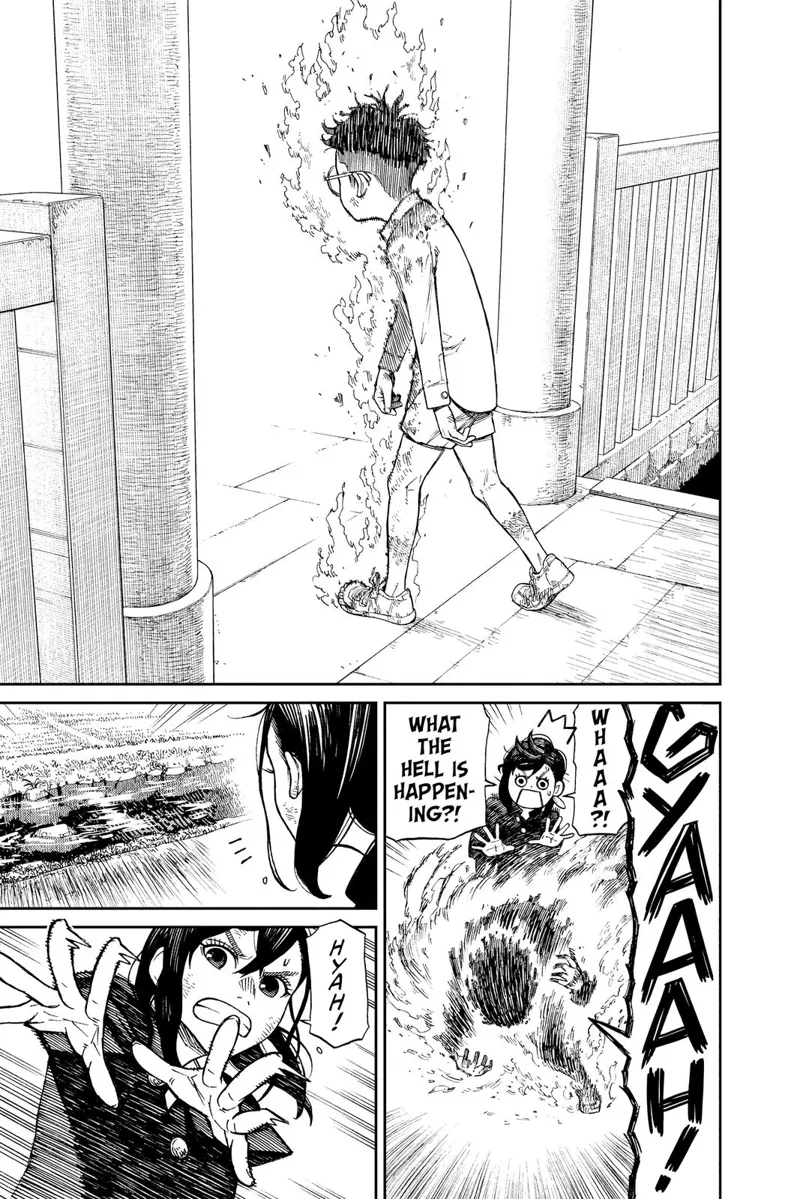 Okarun enters the gate, and he suddenly burns! She sees a nearby river.