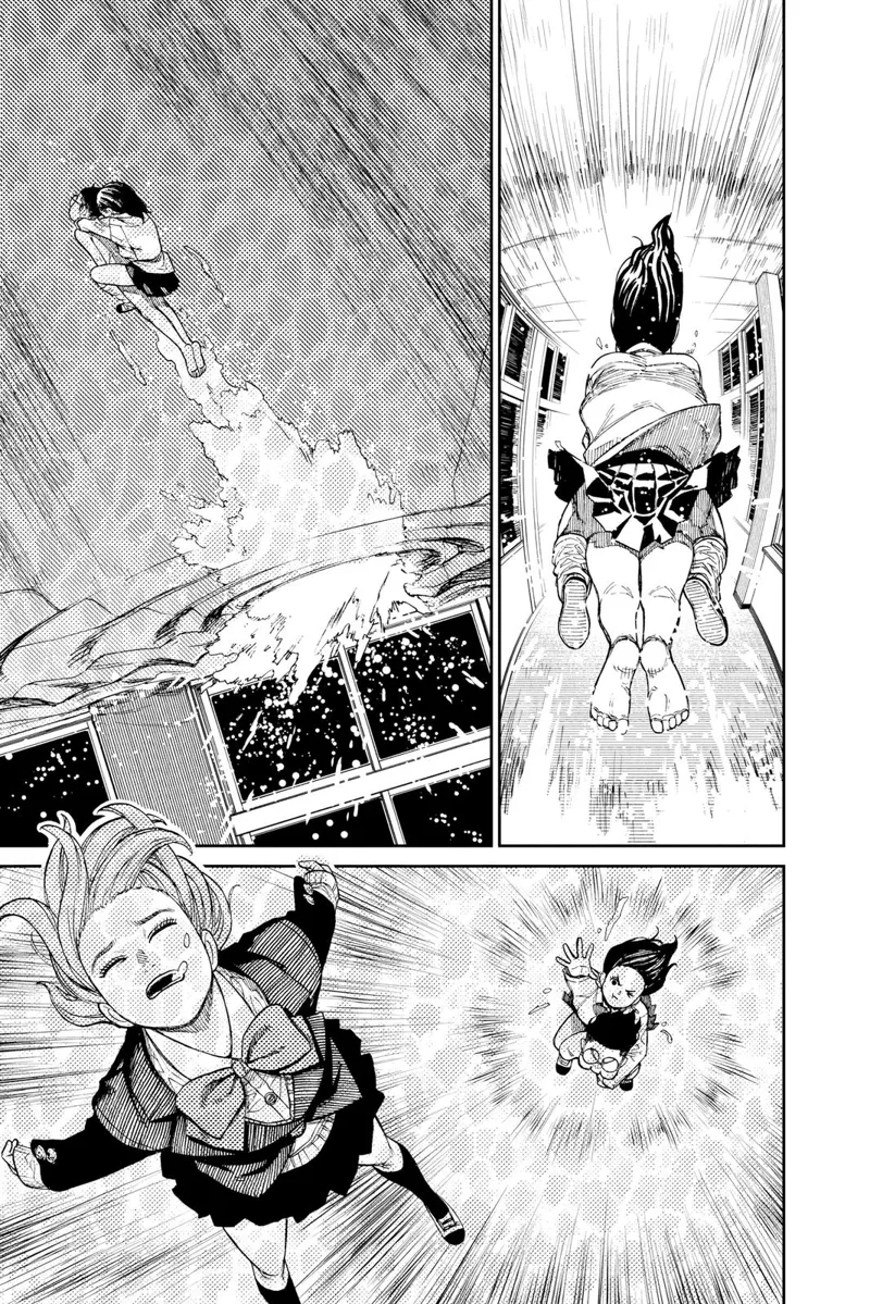 Momo and Okarun penetrate into the ceiling, which is also made up of water. They see Aira drowning.