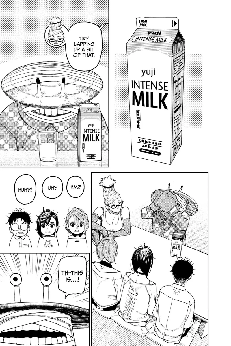 Grandma gives Boxer Kappa a glass of milk. He drinks it and is shocked while sitting in front of Momo, Aira, and Okarun.