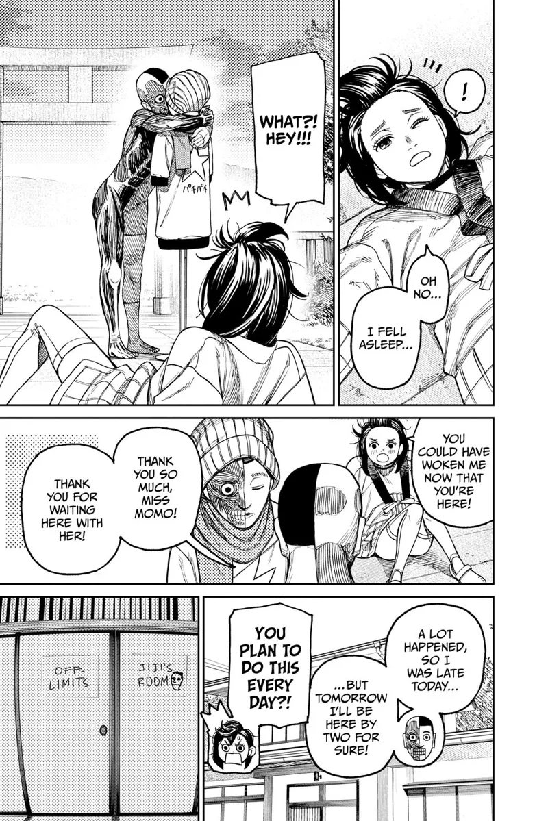 Momo wakes up and sees Taro kissing Hana.