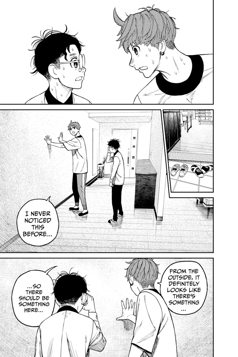 Okarun and Jijigoes go inside the house and tap the wall in question.