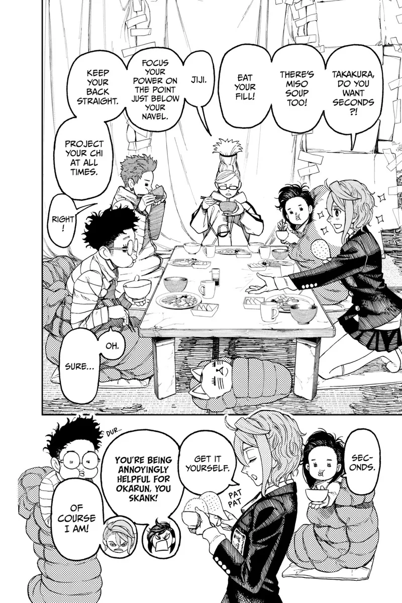 They are eating breakfast on a table. Aira shares her food with Okarun but not with Momo. Grandma reminds Jiji about his chi.