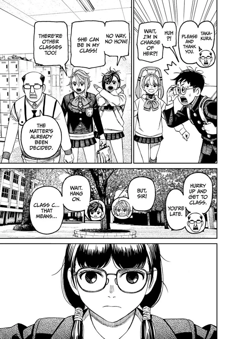 Vamola looks happy. Momo and Aira objects. The teacher walks away after putting Okarun in charge of Vamola.