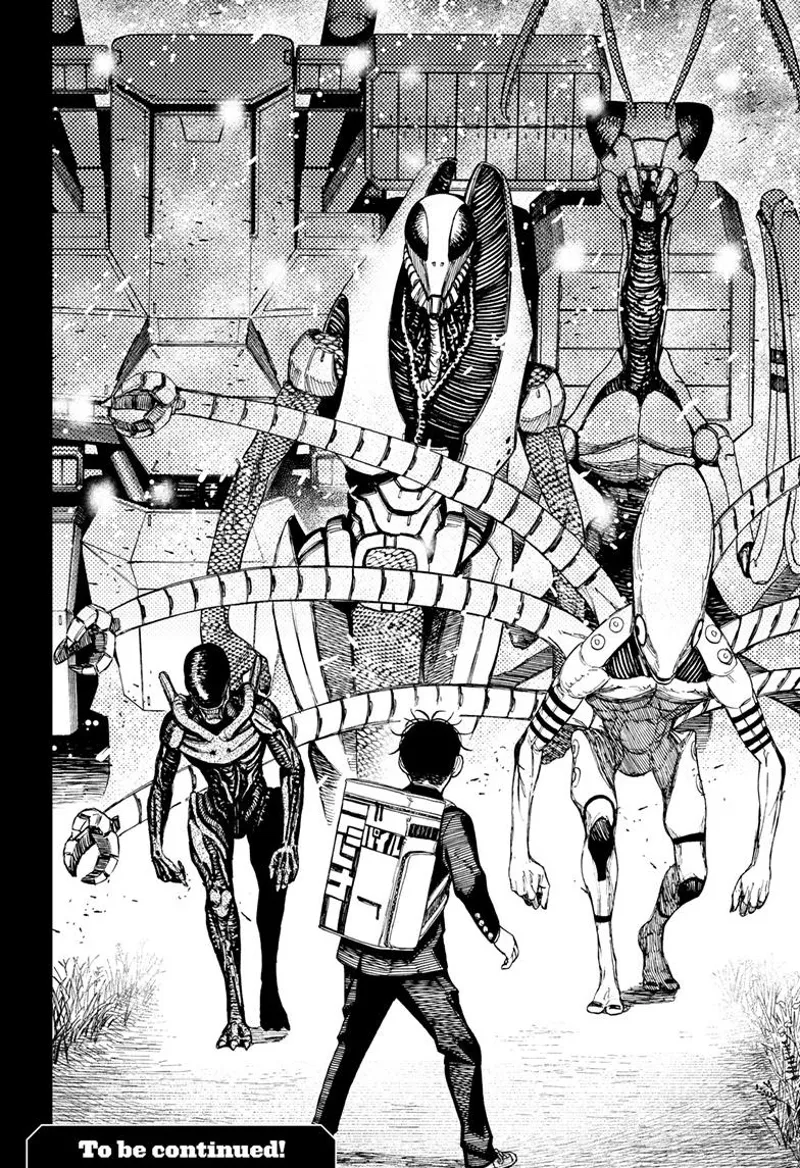 Okarun meets 5 aliens of different sizes coming towards him.