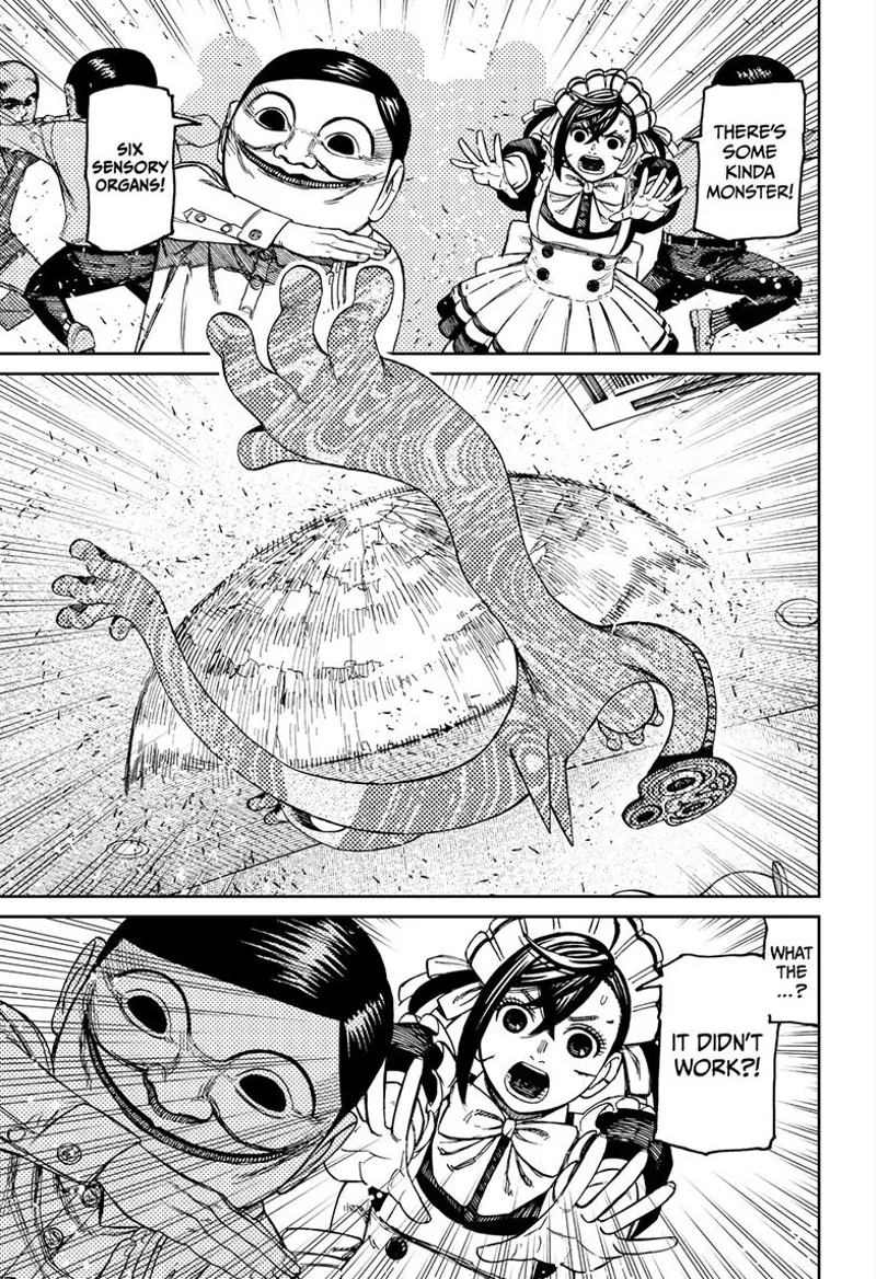 The Serpoian attacks "Six Sensory Organs" to the aliens but without effect.