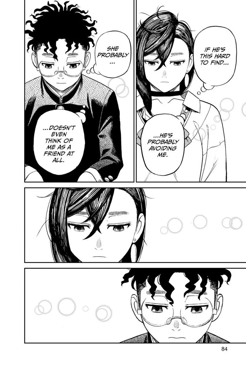 Momo thinks Okarun is avoiding her, while Okarun thinks Momo doesn't find him interesting. They both look sad.