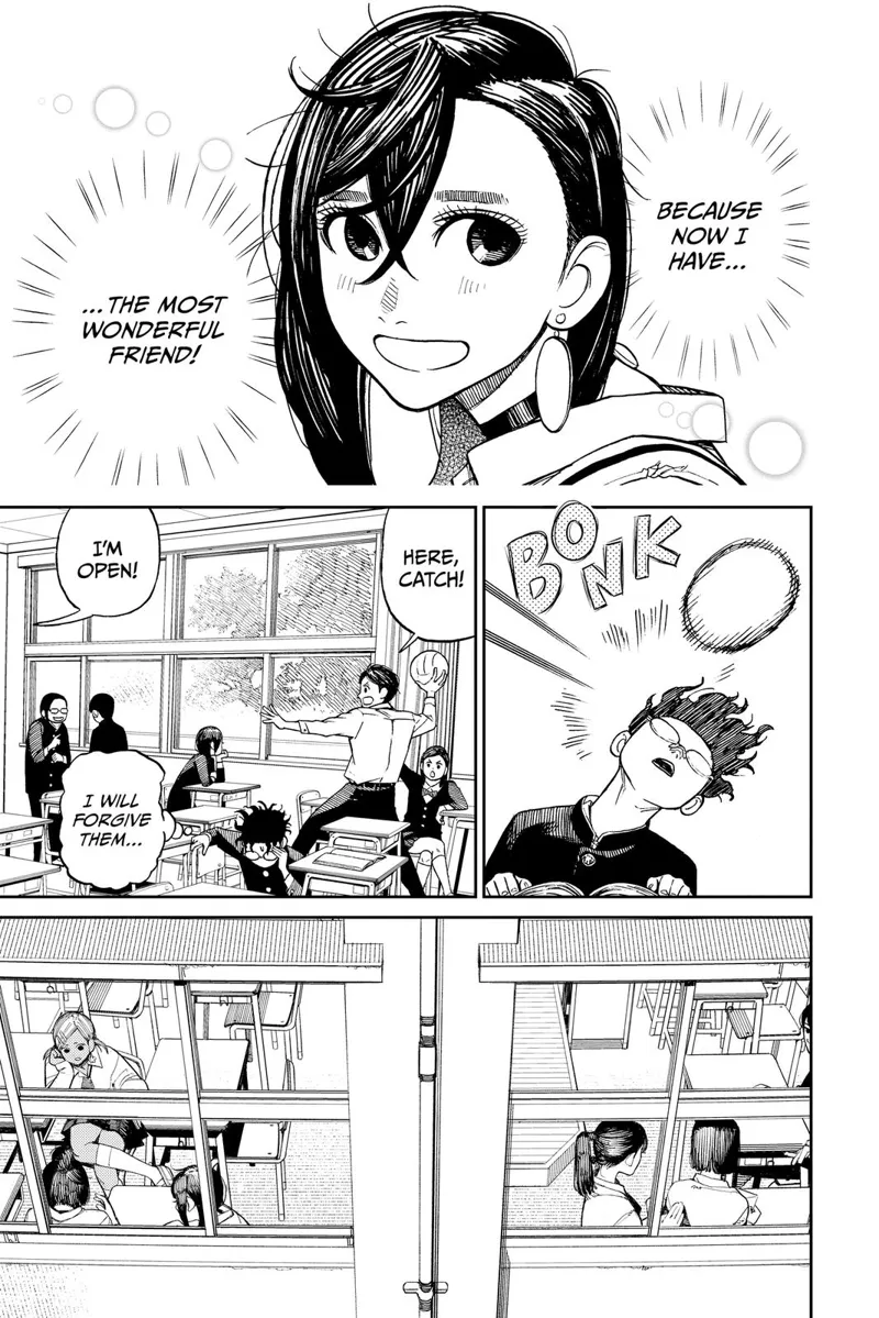 Okarun thinks about Momo when he suddenly gets hit by a ball from his classmates.